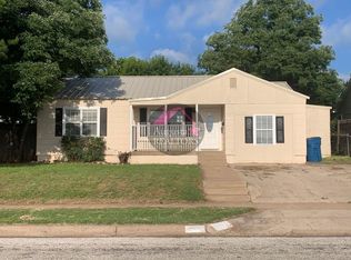 1615 Woodruff Ln, Sweetwater, TX 79556