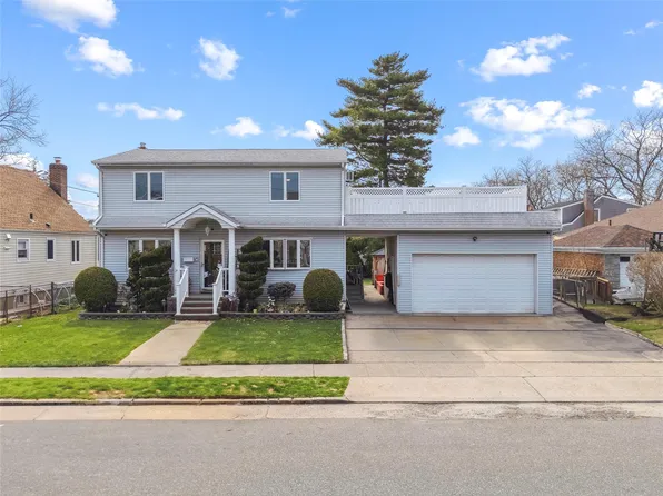 110 Norman Street, New Hyde Park, NY 11040