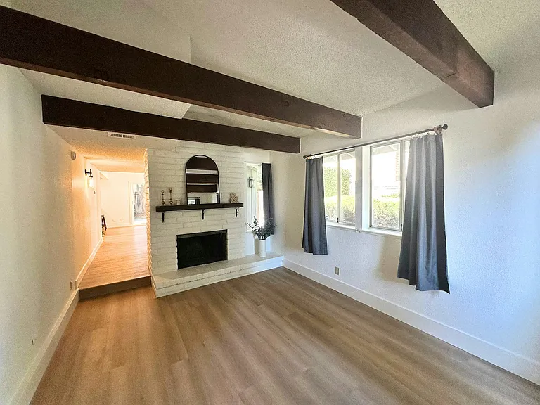 2831 Lillard Dr — Photo 4