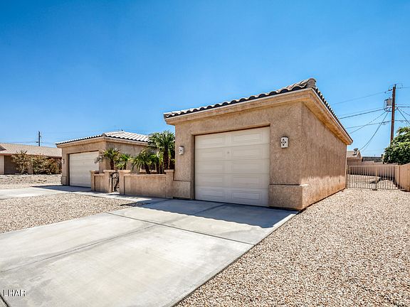 4th image of 2430 Hillview Dr