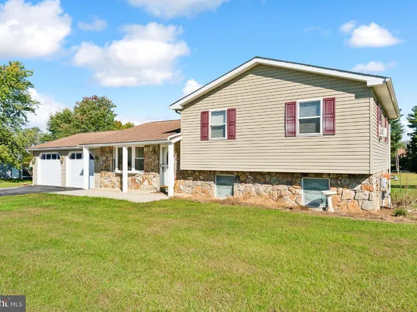 18118 Manor Church Rd, Boonsboro, MD 21713