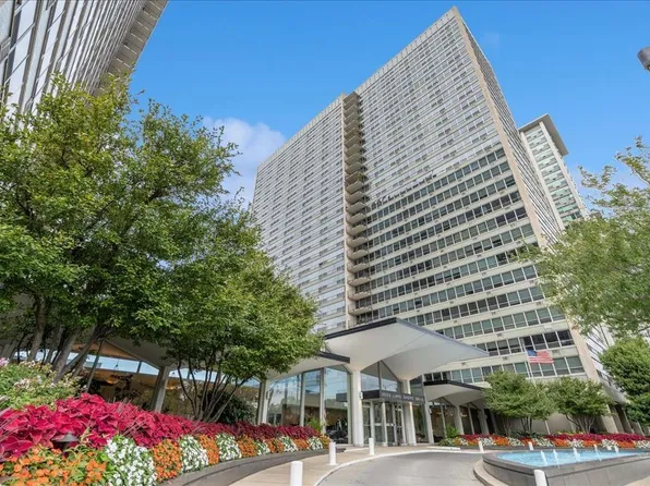 3550 N Lake Shore Dr APT 920, Chicago, IL 60657