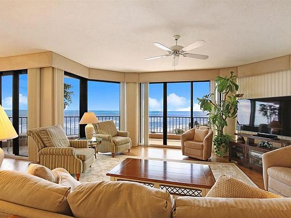 4th image of 530 Ocean Dr APT 704
