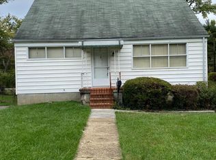 818 Cliffedge Rd, Pikesville, MD 21208