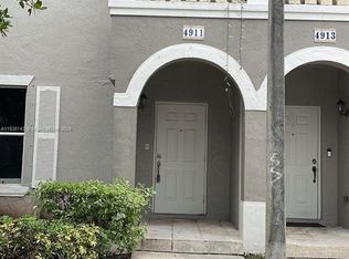 4911 SW 140th Ter #6, Hollywood, FL 33027
