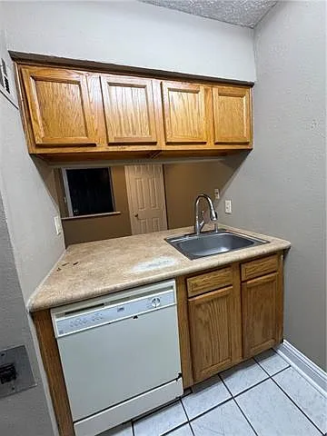4218 Hessmer Ave #115 — Photo 4