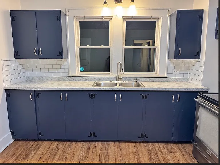 1333 Haskin Ave — Photo 4