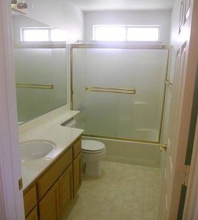5th image of 60 Bonaventure Ct