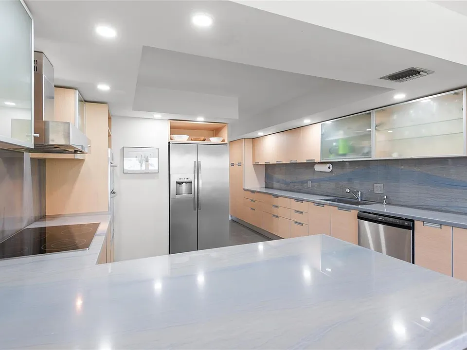 4900 N Ocean Blvd #416