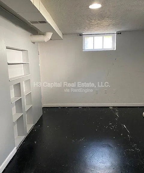 1215 W Main St — Photo 21