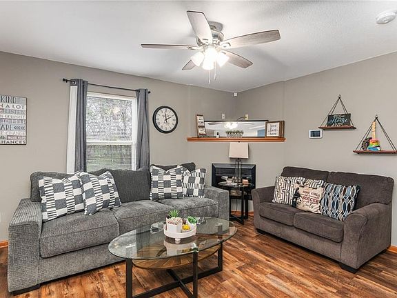 4th image of 1600 NW Jordan Ct