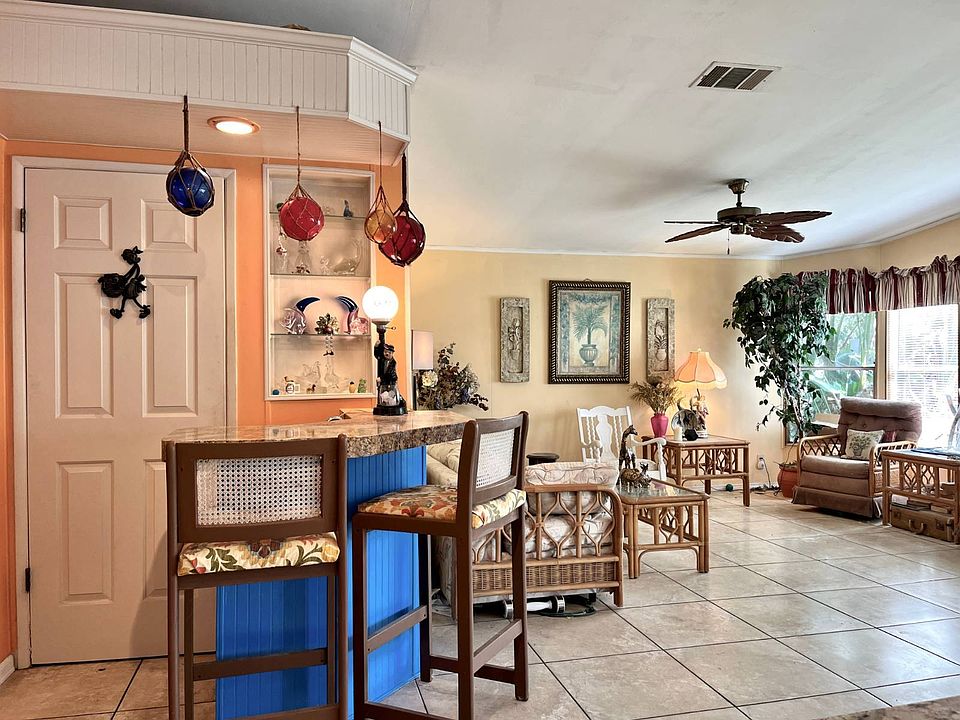 13th image of 15777 Bolesta Rd #13
