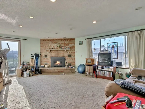 109 Eldredge Ave NW, Orting, WA 98360