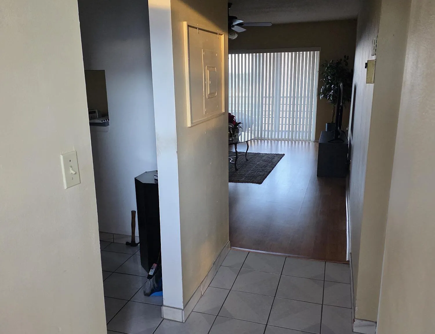 1 bed, 1.0 bath, 725 sqft, $1,300 — Photo 4