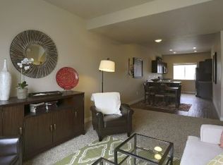 3784 W Season Bluff Ln, South Jordan, UT 84095