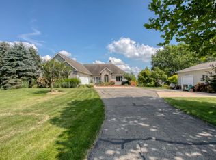 4451 36th St, Hamilton, MI 49419