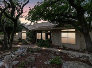 1904 Summit Ridge Dr N, Kerrville, TX 78028