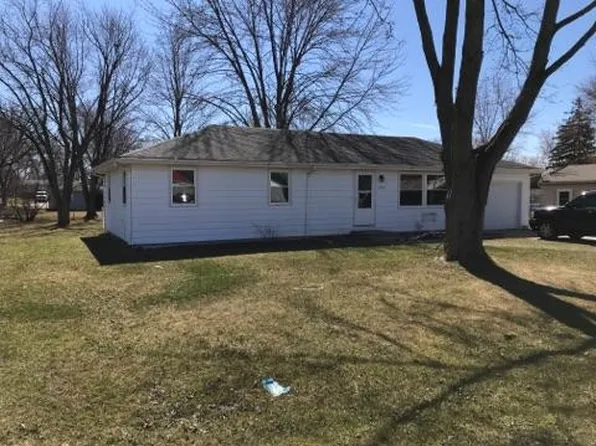 1729 Klug Dr, Fort Wayne, IN 46818