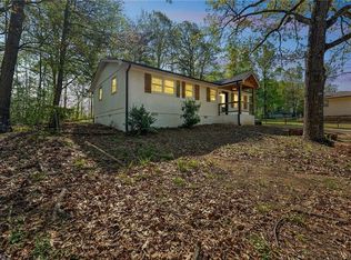 1014 Charing Cross Ln, High Point, NC 27260