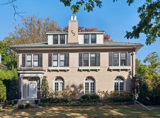 85 Robsart Rd, Kenilworth, IL 60043