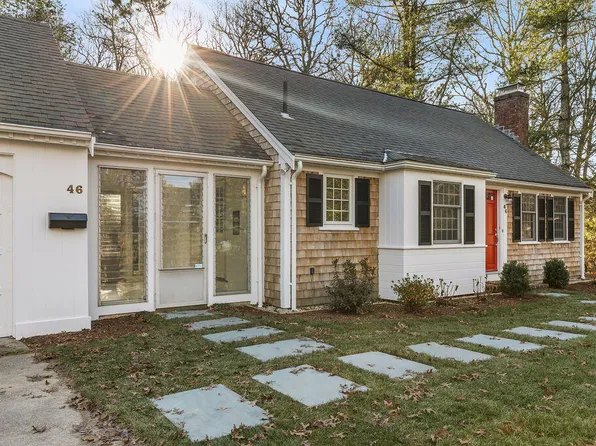 46 Scudder Bay Circle, Centerville, MA 02632