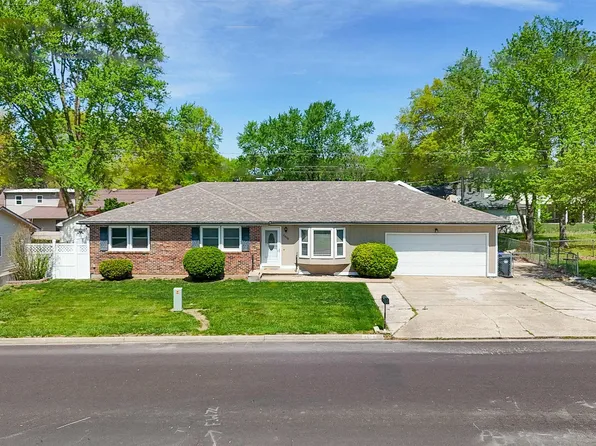 2608 W 32nd St, Sedalia, MO 65301