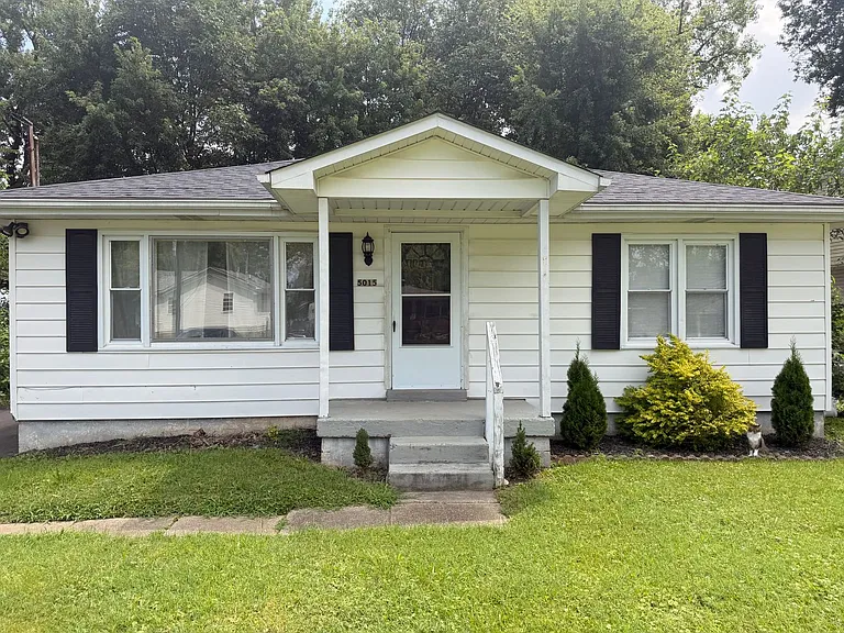5015 Wellsworth Ave — Photo 1
