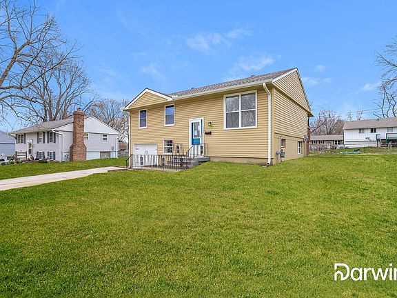 2nd image of 18603 E Cheyenne Dr