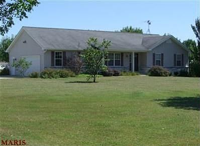 1st image of 20 Stonewall Dr