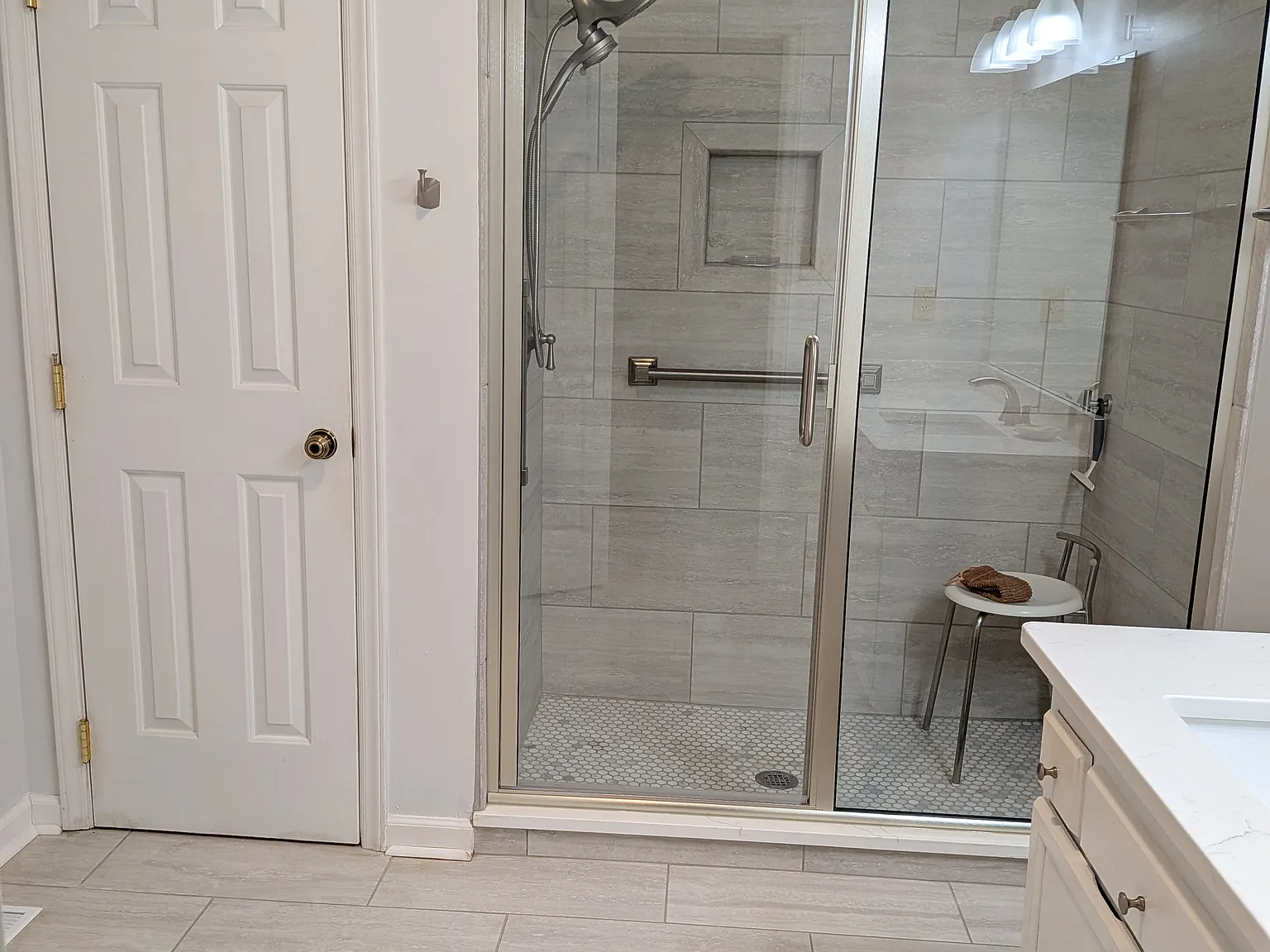 2 bed, 1253 sqft, $1,800 — Photo 2