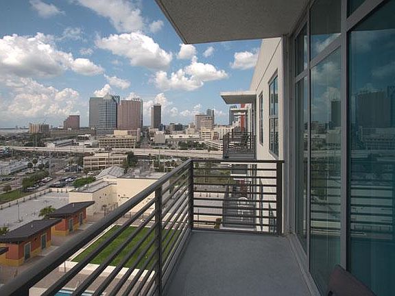 3rd image of 1120 E Kennedy Blvd Unit 926