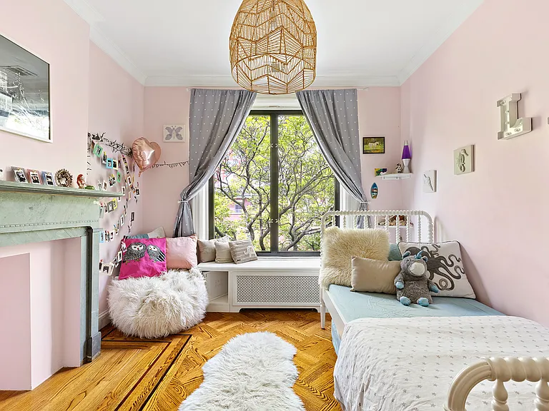 31 Saint Marks Ave #2 — Photo 9