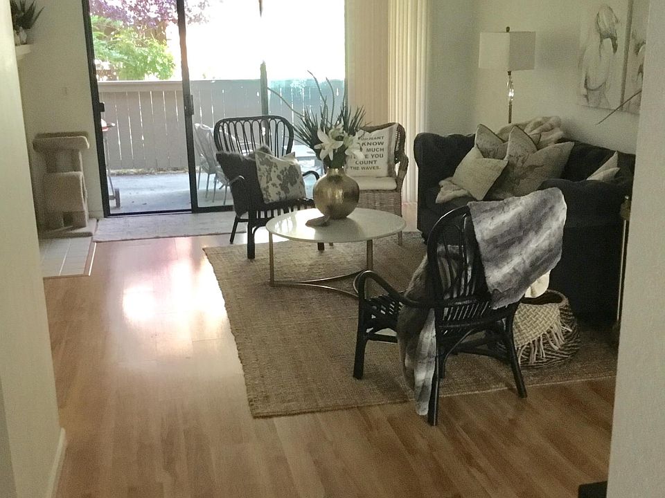 1st image of 41 Pelican Ln