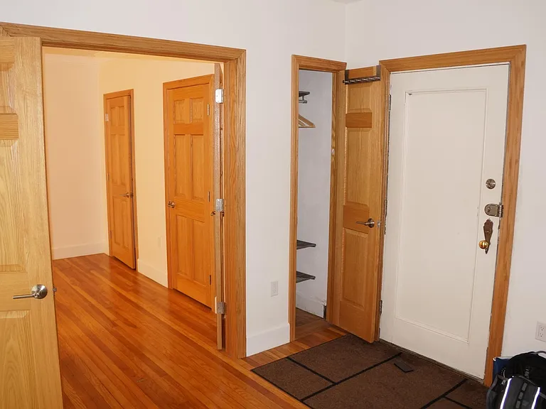 393 Broadway #5 — Photo 1