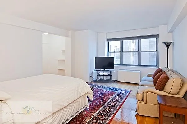Rented by Medow Property | media 1