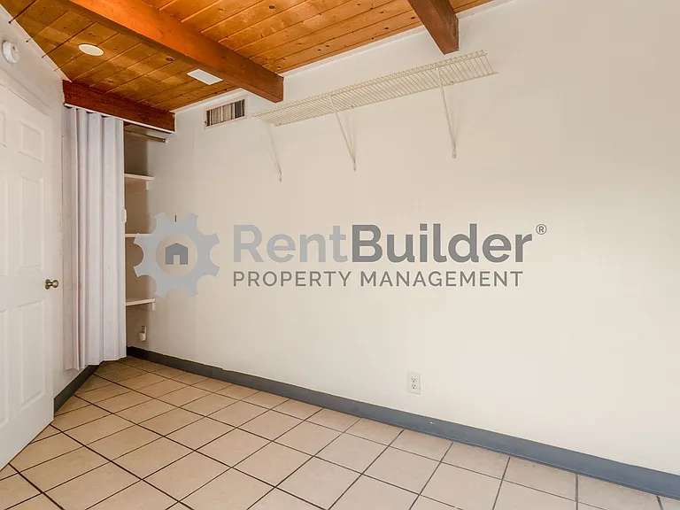 1605 Coal Ave SE — Photo 7
