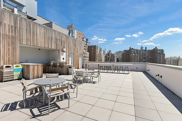 Sold by Compass | media 16