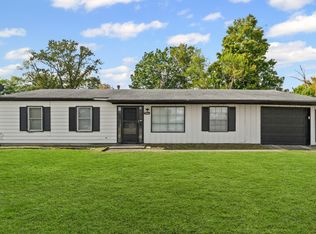 1407 Kenwood Rd, Champaign, IL 61821