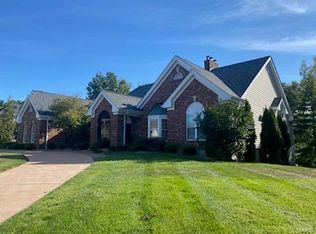 1167 Whitmoor Dr, Weldon Spring, MO 63304