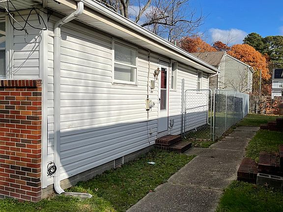 2nd image of 2308 Arkansas Ave