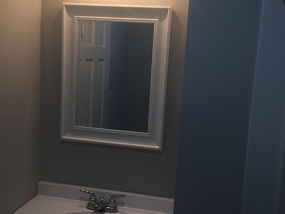 4th image of 7216 Parkview Ave