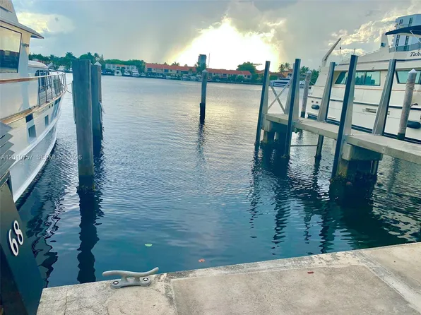 3601 NE 207th Street Slip #E68, Miami, FL 33180