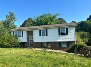 128 Bicentennial Trl, Rock Spring, GA 30739