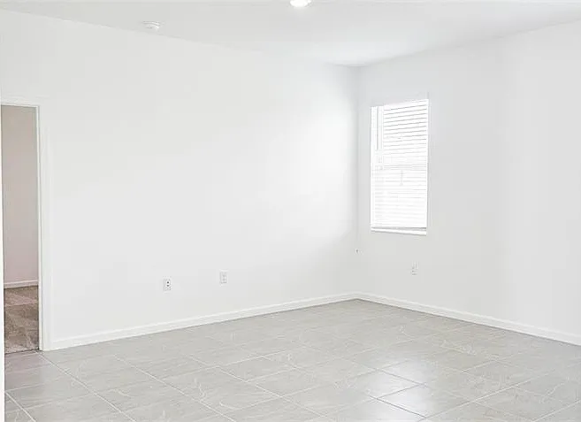 429 Silver Palm Dr — Photo 13