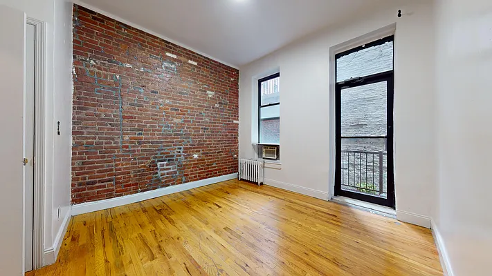 Rented by Bond New York | media 3