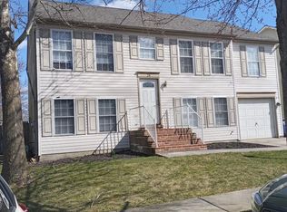 24 Stayman Way, Littlestown, PA 17340