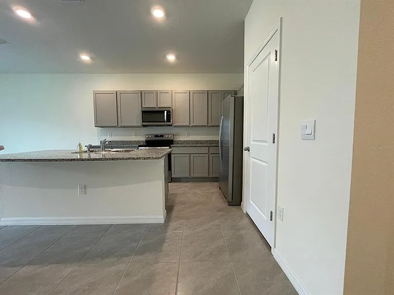 32930 Regent Canal St — Photo 10