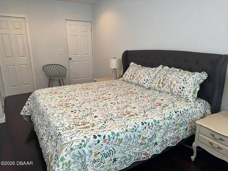 43 Warwick Ave — Photo 18