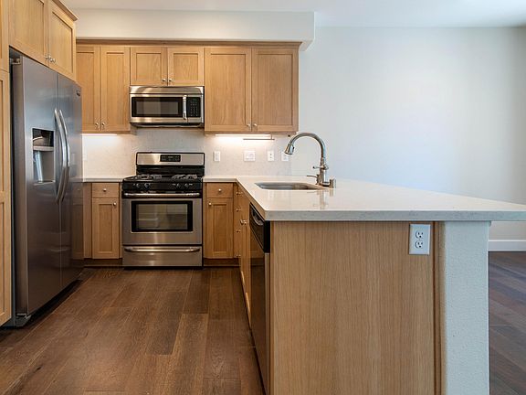5th image of 536 Covelo Ln