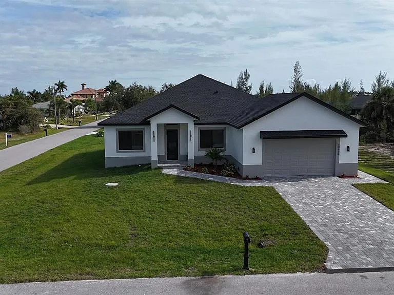 10426 Live Oak Rd — Photo 3